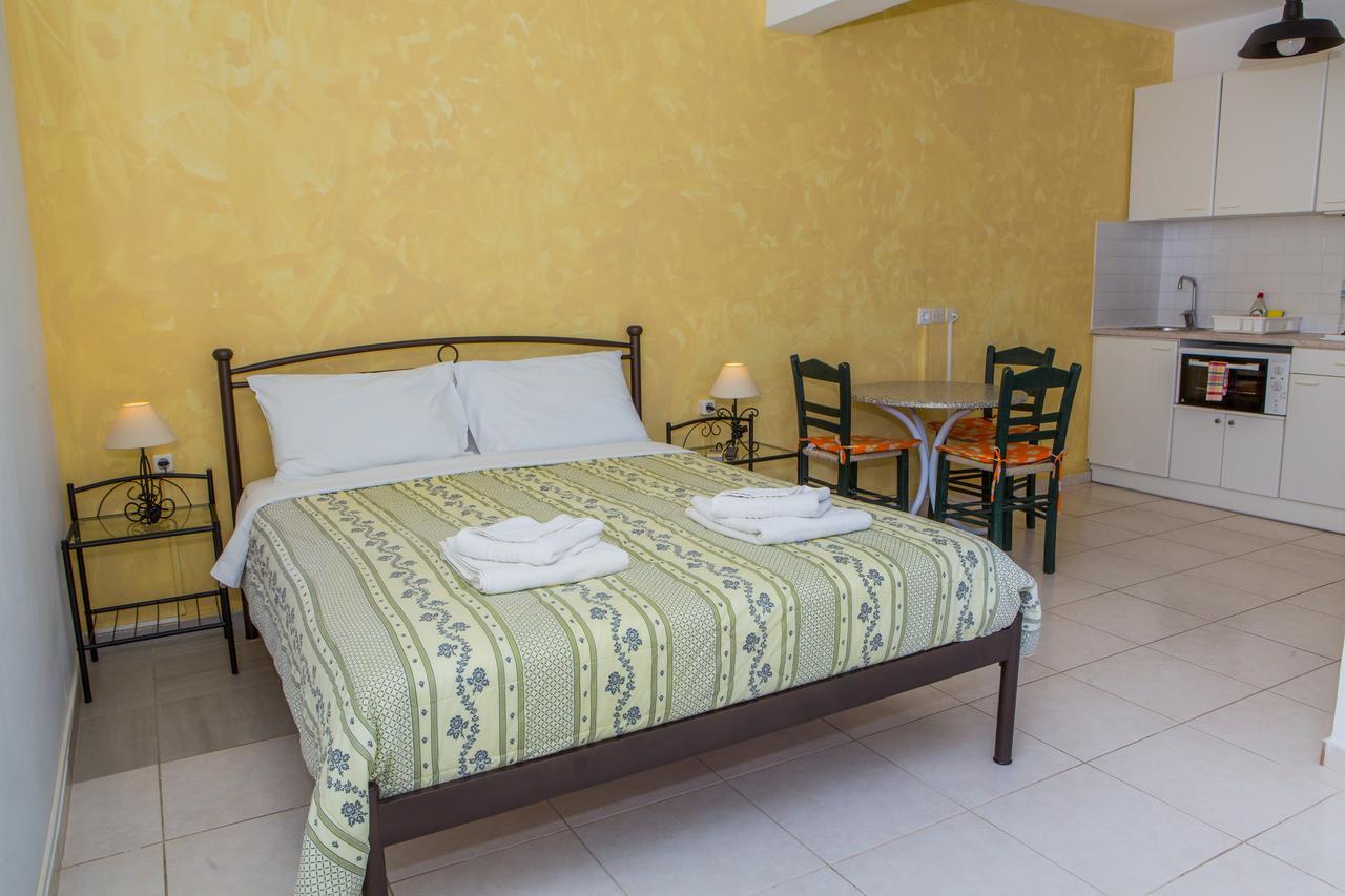 Sandy Beach Villas And Apartments Svoronata Bagian luar foto