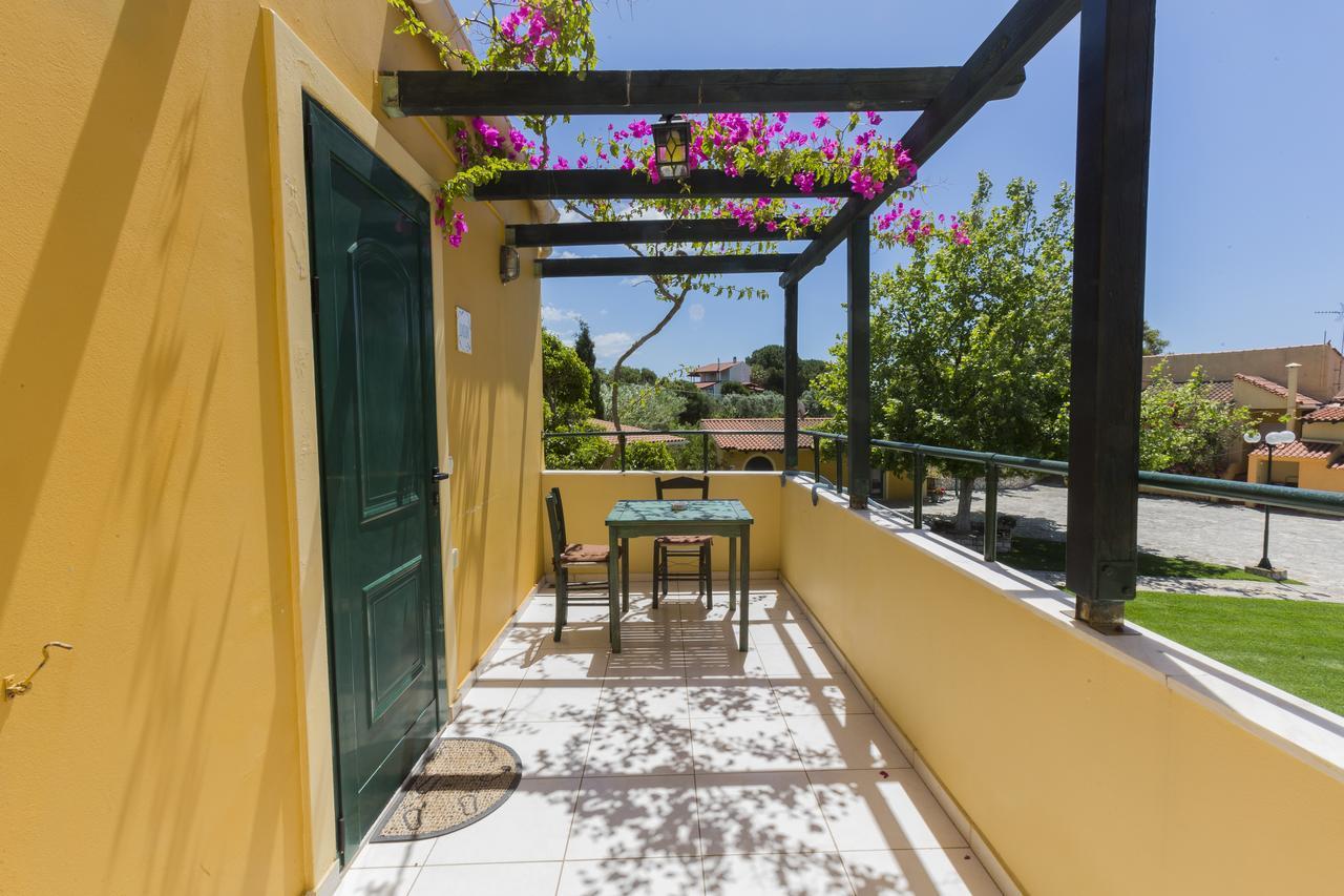 Sandy Beach Villas And Apartments Svoronata Bagian luar foto